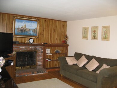 28 Mariner Cir, Cotuit, MA 02635 - photo 7