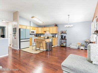 06-Living Room_ELI05021-Edit
