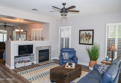 Gas fireplace