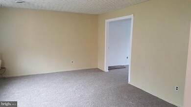 105 N Hunter Forge Rd, Newark, DE 19713 - photo 3