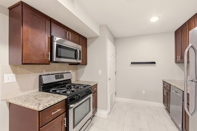 381 Communipaw Ave unit 201, Jersey City, NJ 07304 - photo 6