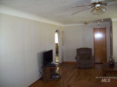 324 S Diamond St, Nampa, ID 83686 - photo 5
