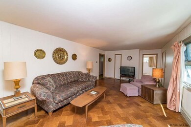 13 Banker Ave, Troy, NY 12182 - photo 4