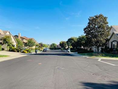 716 Chesterfield Way, Rocklin, CA 95765 - photo 7