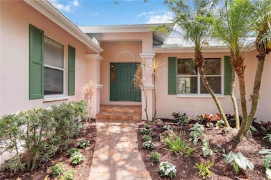 4443 Robin Hood Trail W, Sarasota, FL 34232 - photo 5