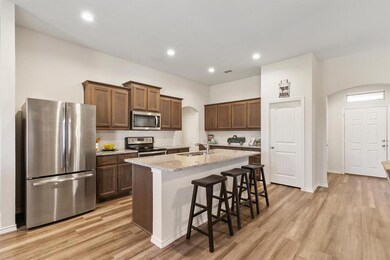 2533 Doe Run, Hudson Oaks, TX 76087 - photo 6