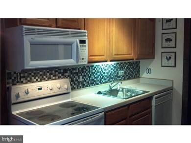 313 Cedarcroft Ave, Audubon, NJ 08106 - photo 4