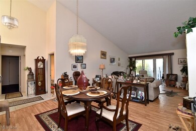 3280 Richmond Rd, Beachwood, OH 44122 - photo 5