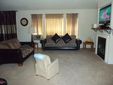 560 E 7th St, Craig, CO 81625 - photo 4