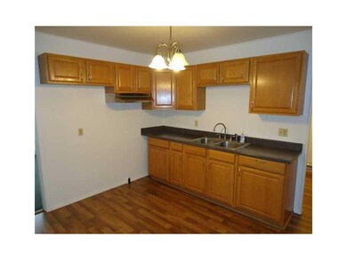 401 E Bidwell Ave, Muncie, IN 47303 - photo 4