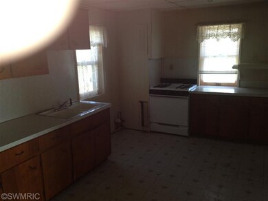 4388 Division Ave S, Wayland, MI 49348 - photo 4