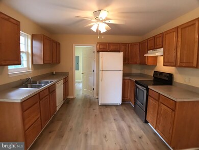 22025 Lovers Ln, Rock Hall, MD 21661 - photo 5