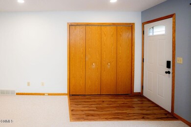 1422 8th Ave NE, Jamestown, ND 58401 - photo 5