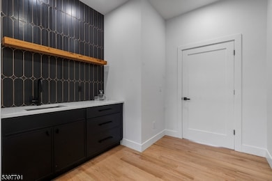 33 Randolph Place unit 35, Newark, NJ 07108 - photo 6