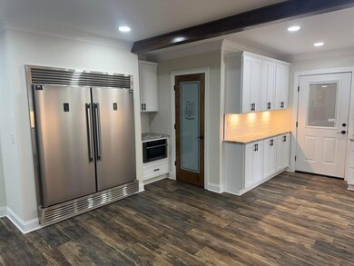 1104 S Pearl St, Iuka, MS 38852 - photo 6