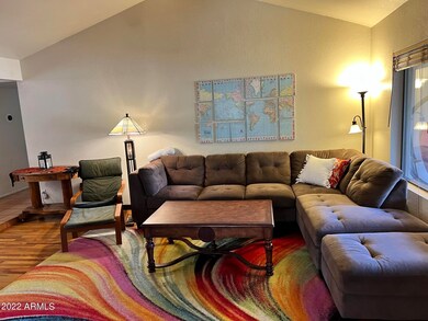 Sunken LR and Vaulted Ceilings