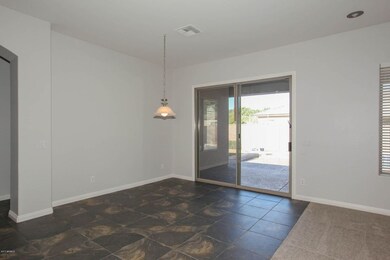 Eat - In Kitchen/Dining