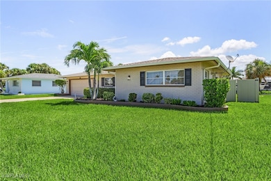 5309 Cocoa Ct, Cape Coral, FL 33904 - photo 4