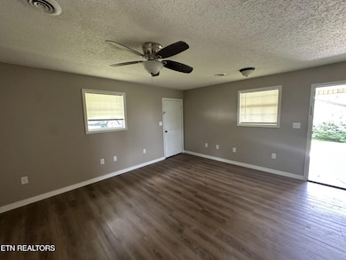 382 W Monticello Pike, Huntsville, TN 37756 - photo 2