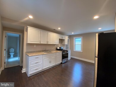 40 High St unit 2ND FLOOR, Woodbury, NJ 08096 - photo 6