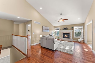 3251 Mockingbird Ln, Valparaiso, IN 46383 - photo 6