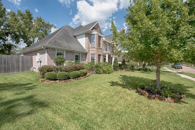 2404 Sarasota Dr, Friendswood, TX 77546 - photo 2