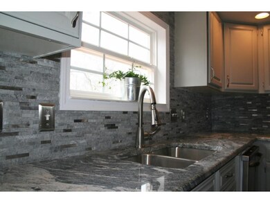 BacksplashGranite Countertops