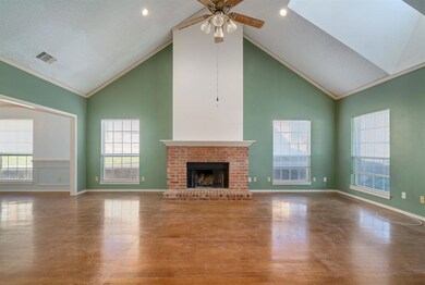 1146 Bent Oaks Dr, Denton, TX 76210 - photo 3