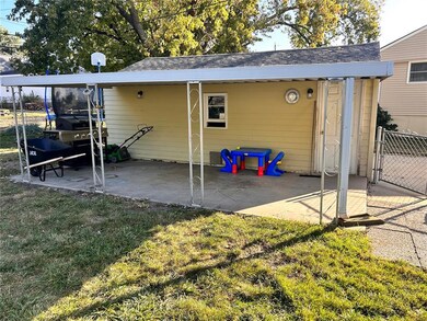 Patio with cover!