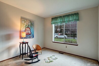 1017 215th St SE, Bothell, WA 98021 - photo 7