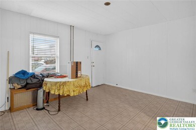 217 N Grant St, Allentown, PA 18102 - photo 2