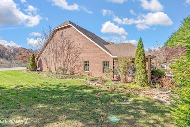 2558 Maple Branch Ln, Knoxville, TN 37912 - photo 6