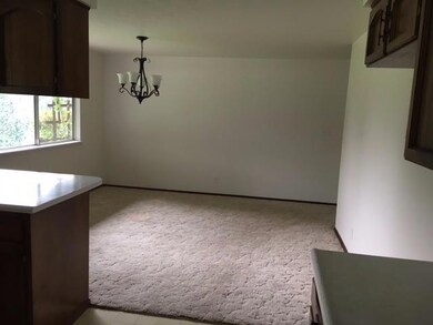 1461 Honeysuckle Ave, Medford, OR 97504 - photo 7