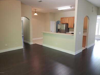 2479 Victoria Point Dr, Jacksonville, FL 32218 - photo 4