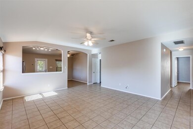 12000 Gaelic Dr, Austin, TX 78754 - photo 6