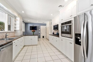 137 Baldpate Hill Rd, Newton Center, MA 02459 - photo 3