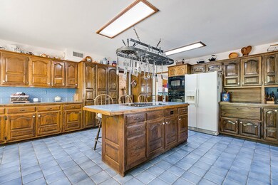 6402 Chalimar Rd, San Angelo, TX 76904 - photo 4