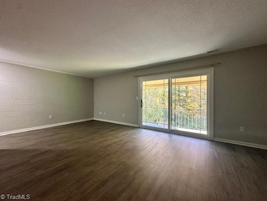 1114 Maiden Ln unit 6, Reidsville, NC 27320 - photo 7