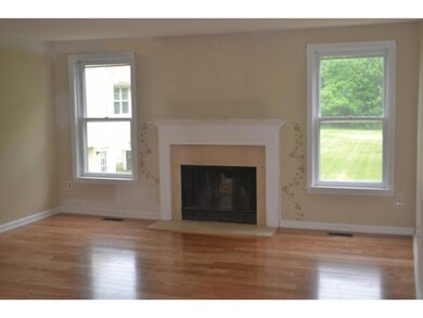 200 Winding Pond Rd unit 200, Londonderry, NH 03053 - photo 6