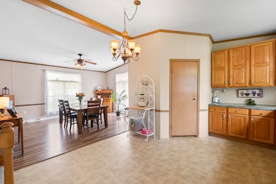 25 Karen Ln_108