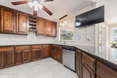 105 Reynolds Cir, Ocean Springs, MS 39564 - photo 6