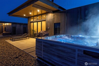 23592 Gorge View Loop NW, Quincy, WA 98848 - photo 2