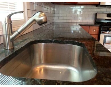 10 Rockland Ave unit 2, Roxbury, MA 02119 - photo 5