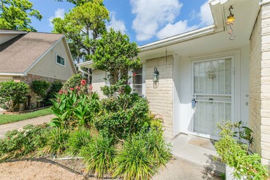 6210 Wagonwheel Cir, Houston, TX 77088 - photo 7