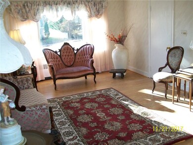 55 Smith Ave, Greenville, RI 02828 - photo 5