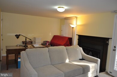 1559 Templeton Place, Rockville, MD 20852 - photo 7