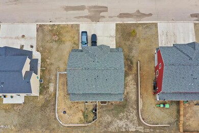 5807 Vanessa Ave, Williston, ND 58801 - photo 5