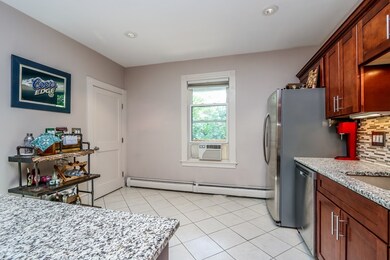 162 Boylston St unit 3, Jamaica Plain, MA 02130 - photo 6