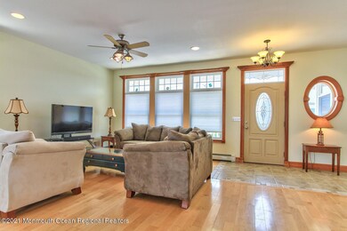 22 C St Seaside Park NJ 08752-large-004-