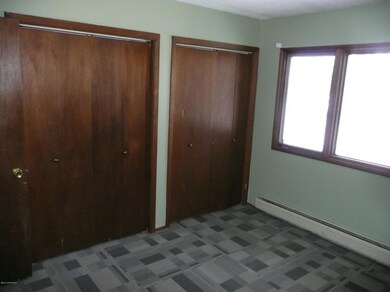 5023 bedroom